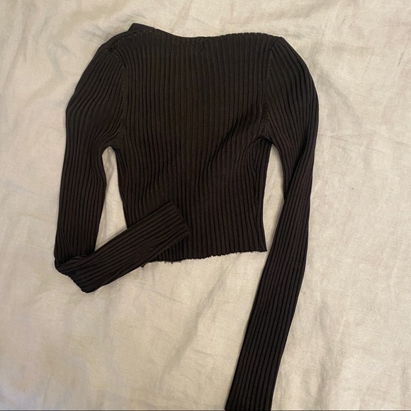 Urban Outfitters Pearl Button Up - Picture 4 of 7